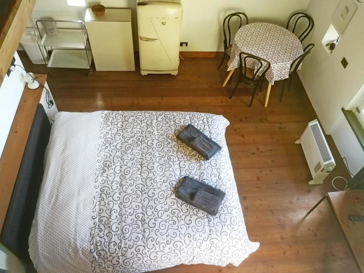 Cottage La Torre Del Pittore 博纳索拉 外观 照片